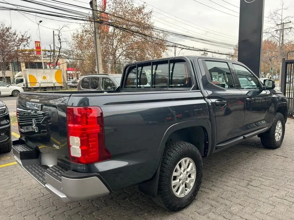 Mitsubishi L200 2.4 Katana Xrt Mt 4x4 Diesel año 2025