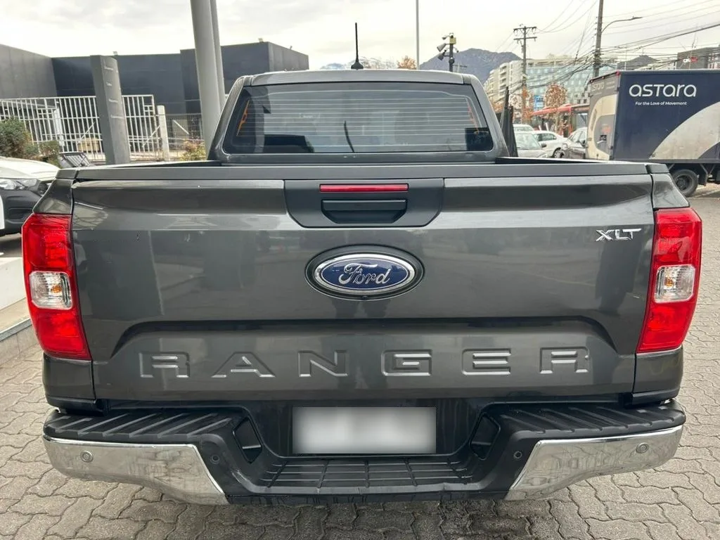 Ford Ranger 2.0 Xlt At 4x2 Diesel año 2025