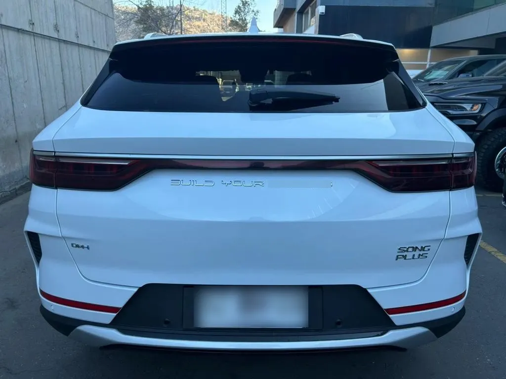 BYD Song Plus 1.5 Gs Hybrid 4x2 At 5p año 2024