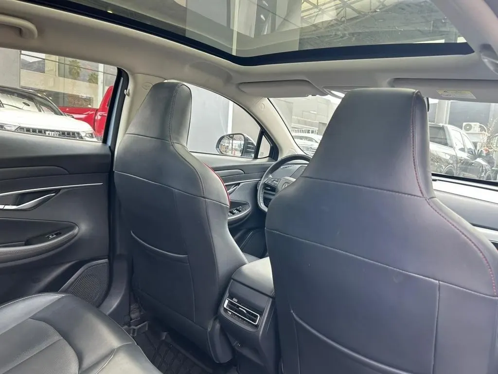 Changan Uni-T Elite 1.5 Aut año 2023