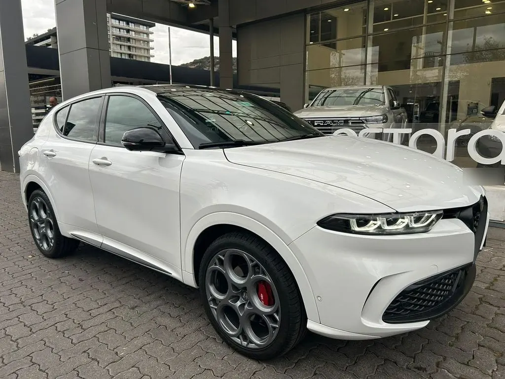 Alfa Romeo Tonale 1.3 Tributo Phev Hybrid 4x4 At 5p año 2025