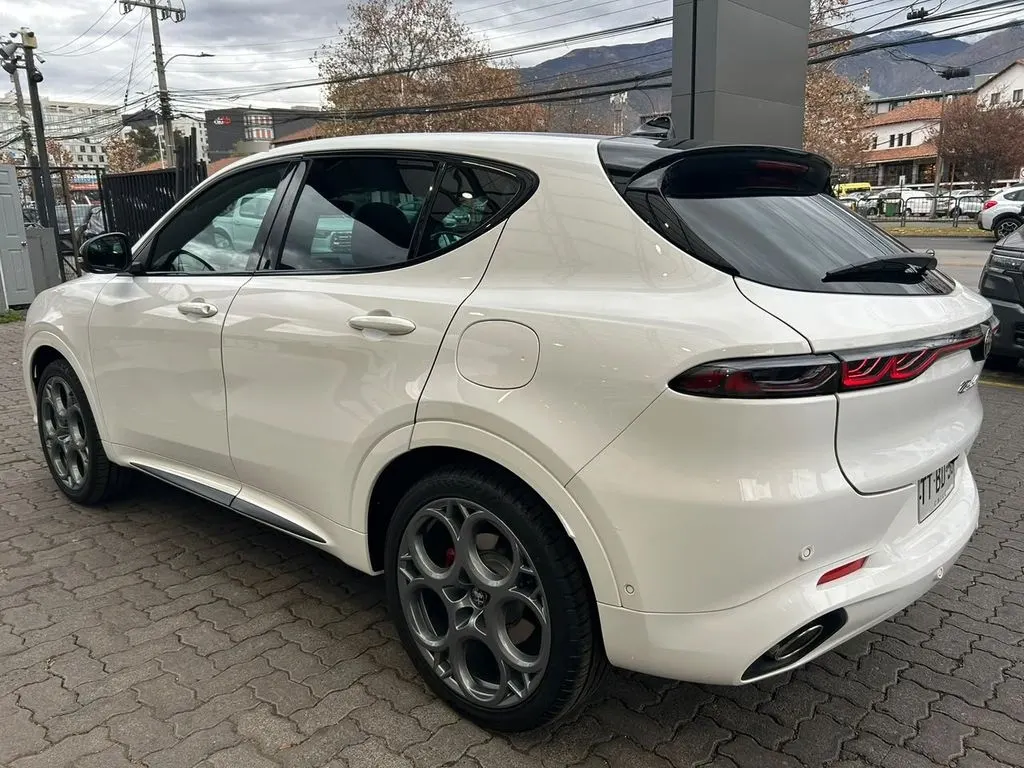 Alfa Romeo Tonale 1.3 Tributo Phev Hybrid 4x4 At 5p año 2025