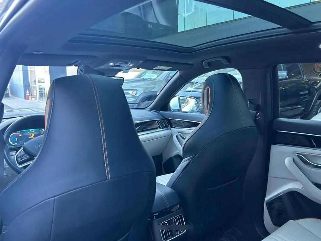 BYD Song Plus 1.5 Gs Hybrid 4x2 At 5p año 2024