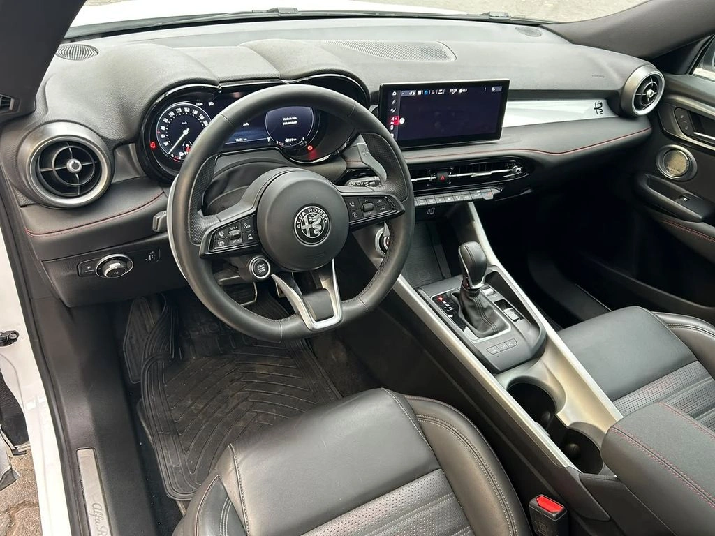 Alfa Romeo Tonale 1.3 Tributo Phev Hybrid 4x4 At 5p año 2025