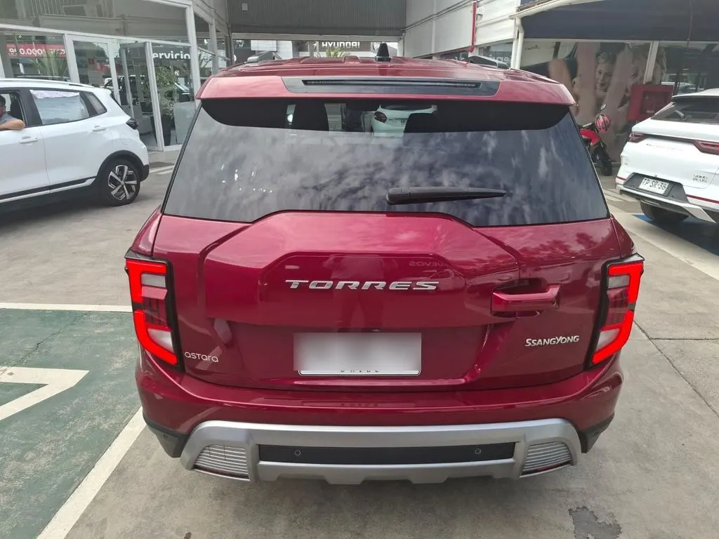 Ssangyong Torres 1.5t Glx 4wd At 5p año 2024