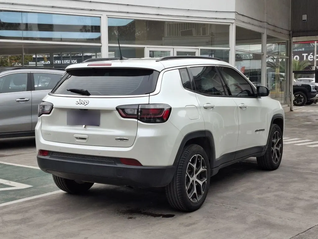 Jeep Compass 1.3 Longitude 4x2 At 5p año 2024