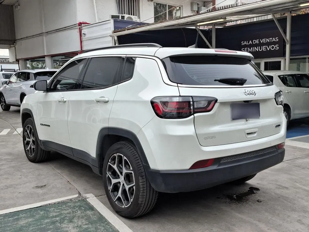 Jeep Compass 1.3 Longitude 4x2 At 5p año 2024