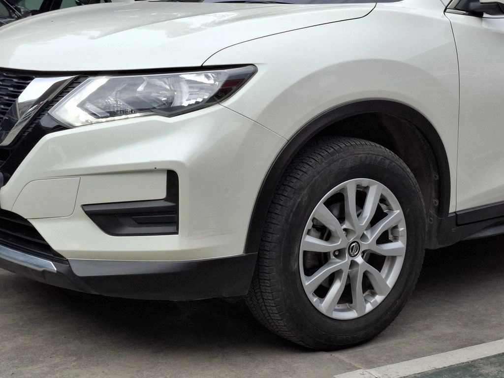 Nissan X-Trail 2.5 Sense Mc 4x2 Cvt At 5p año 2022