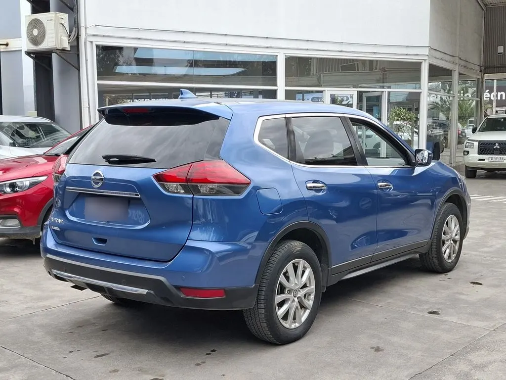 Nissan X-Trail 2.5 Sense 4x2 2row Cvt At 5p año 2021
