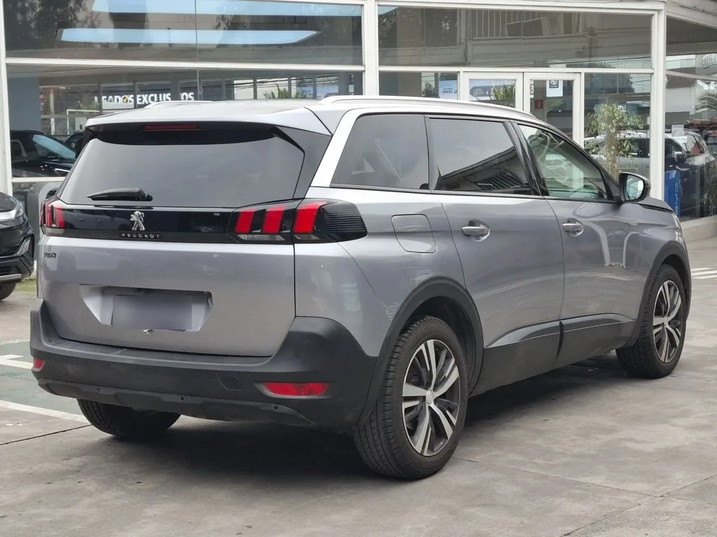 Peugeot 5008 1.5 Active Bluehdi 4x2 130 Eat8 5p año 2020