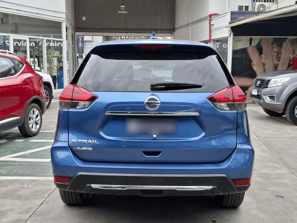 Nissan X-Trail 2.5 Sense 4x2 2row Cvt At 5p año 2021