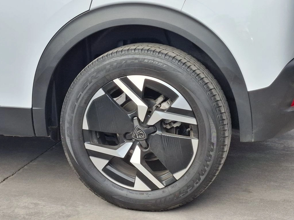 Peugeot 2008 1.2 Active Pack Puretech 130 Mt año 2024