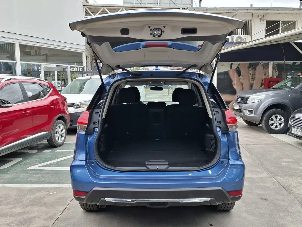 Nissan X-Trail 2.5 Sense 4x2 2row Cvt At 5p año 2021