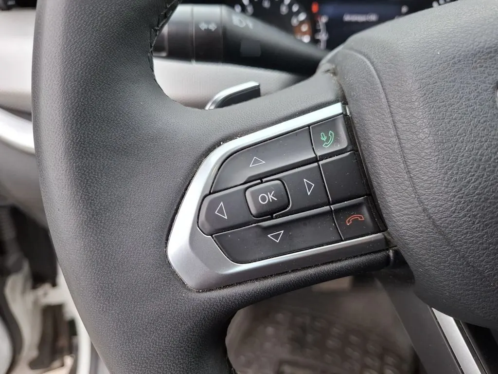 Jeep Compass 1.3 Longitude 4x2 At 5p año 2024