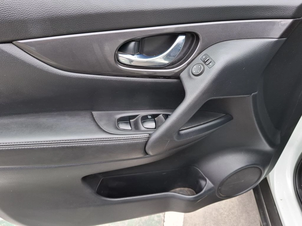 Nissan X-Trail 2.5 Sense Mc 4x2 Cvt At 5p año 2022