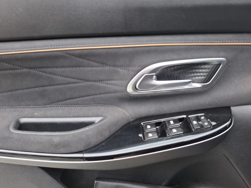 Changan X7 Plus 1.5 Elite Mt año 2025