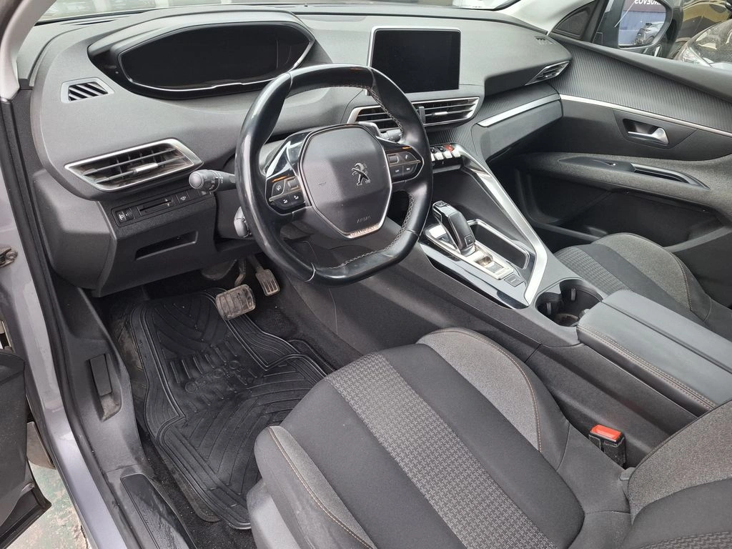 Peugeot 5008 1.5 Active Bluehdi 4x2 130 Eat8 5p año 2020