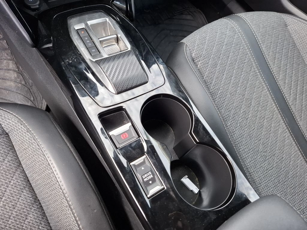 Peugeot 2008 1.2 Allure Pack Puretech 130 4x2 At 5p año 2024