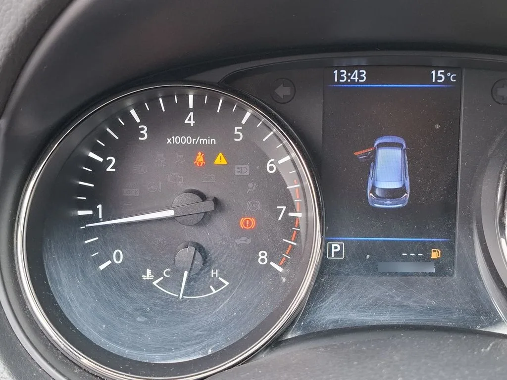 Nissan X-Trail 2.5 Sense 4x2 2row Cvt At 5p año 2021