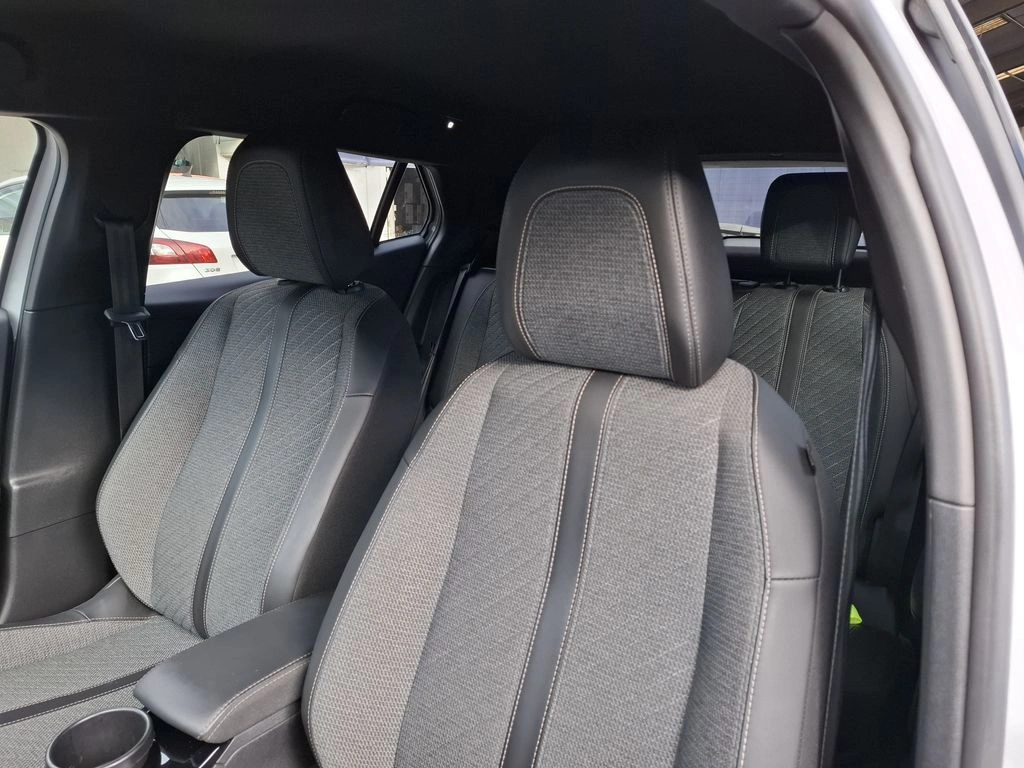 Peugeot 2008 1.2 Active Pack Puretech 130 Mt año 2024