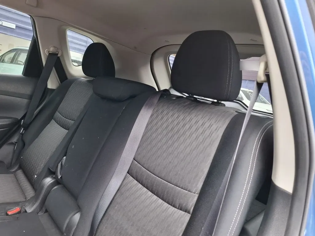 Nissan X-Trail 2.5 Sense 4x2 2row Cvt At 5p año 2021