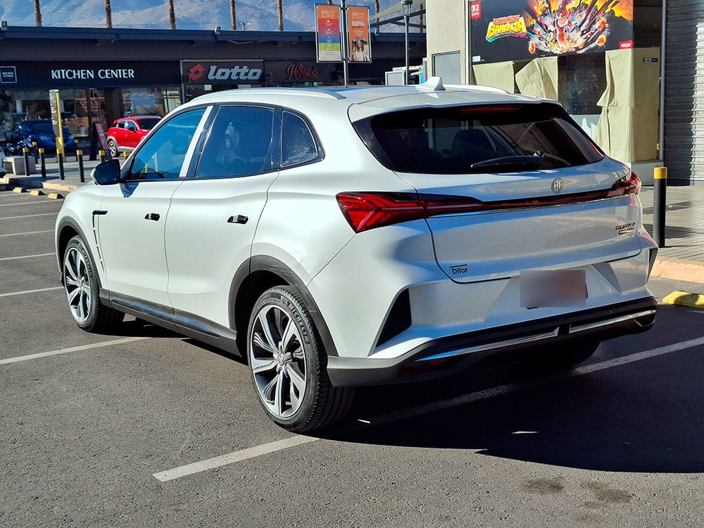 MG Marvel R Electrico R At 5p año 2024