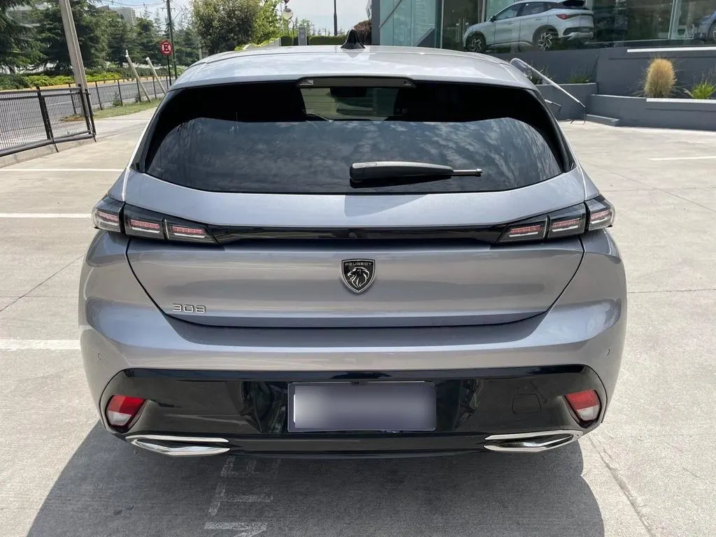 Peugeot 308 1.2 Allure Pack Puretech 130 4x2 Eat8 5p año 2024