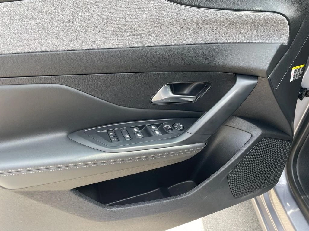 Peugeot 308 1.2 Allure Pack Puretech 130 4x2 Eat8 5p año 2024