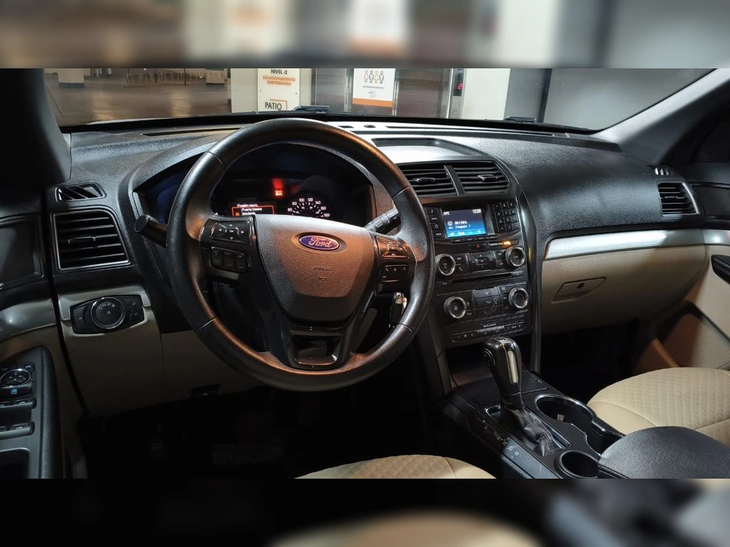 Ford Explorer 2.3 Ecoboost 4x2 At 5p año 2018
