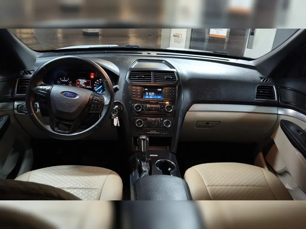 Ford Explorer 2.3 Ecoboost 4x2 At 5p año 2018