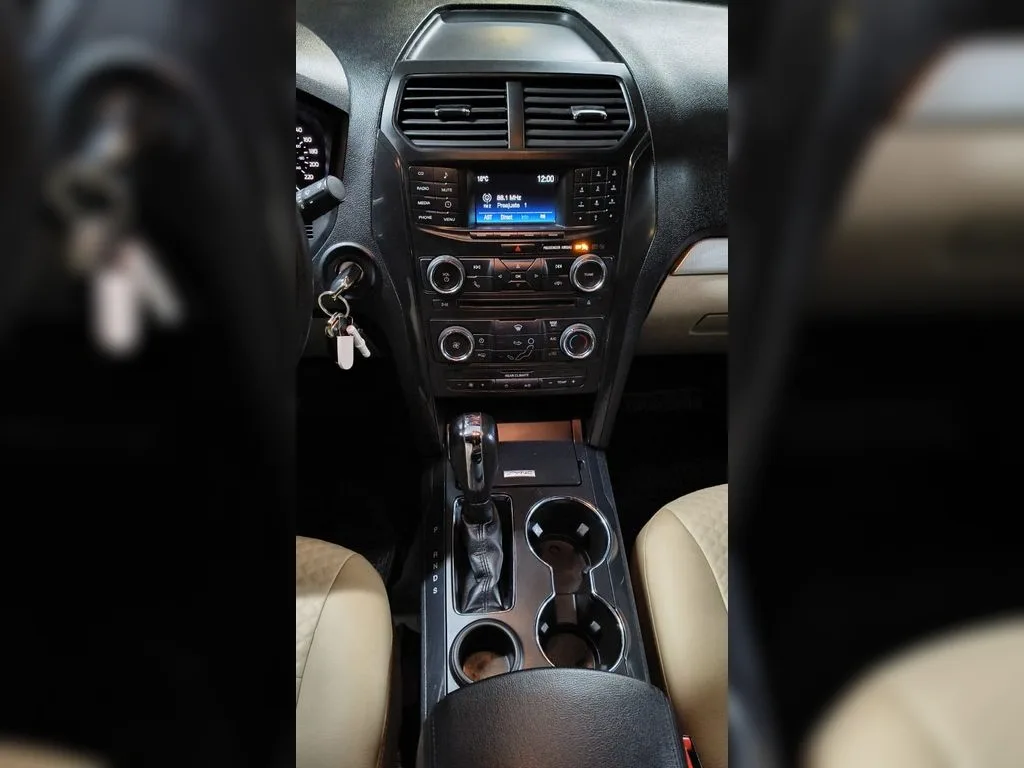 Ford Explorer 2.3 Ecoboost 4x2 At 5p año 2018