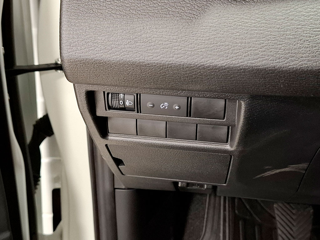 Mitsubishi L200 2.4 Katana Xrt Mt 4x4 Diesel año 2026