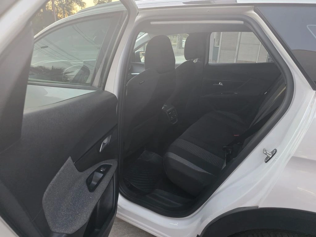 Peugeot 3008 1.2 Active Pack Puretech 130 año 2022