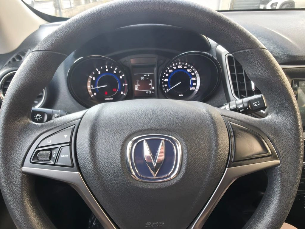 Changan Cs15 1.5 Comfort Mt año 2025
