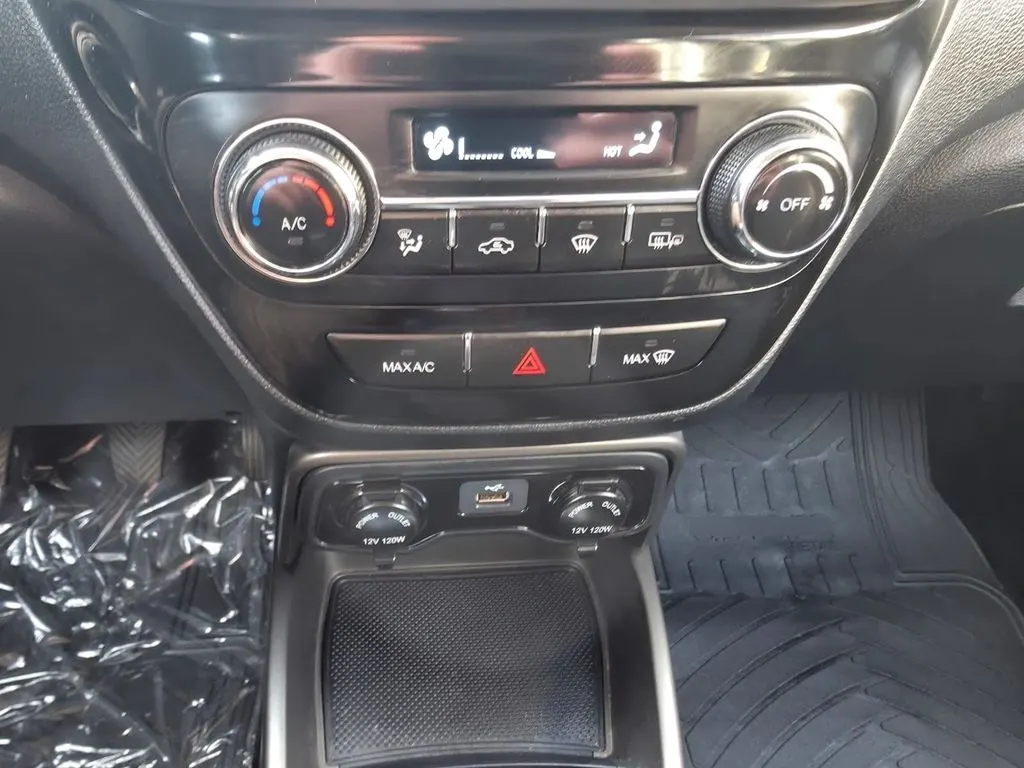 Changan Cs15 1.5 Comfort Mt año 2025