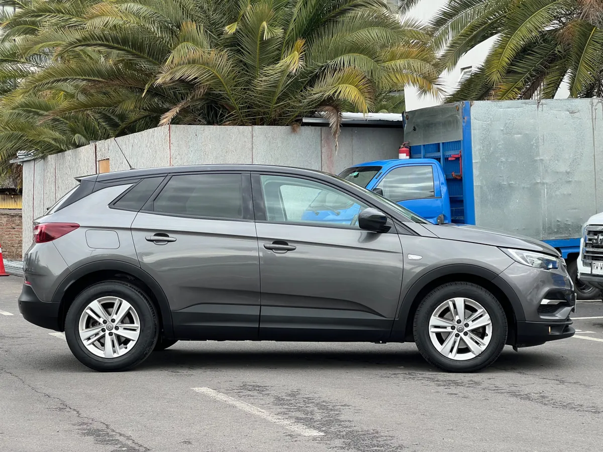 Opel Grandland 1.6 Aut año 2021