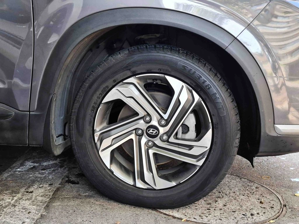 Hyundai Santa Fe 2.5 año 2022