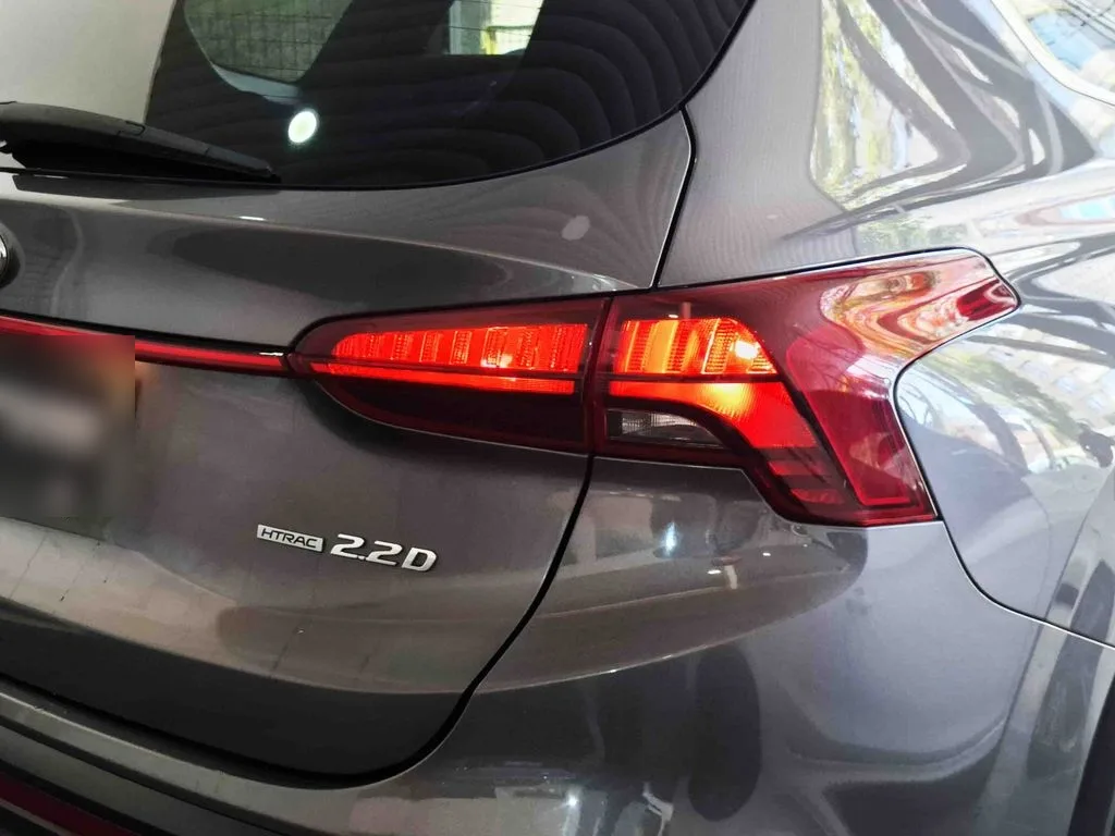 Hyundai Santa Fe 2.5 año 2022