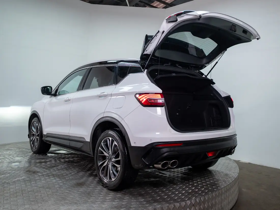 Geely Coolray 1.5 Sport 7dct At año 2023