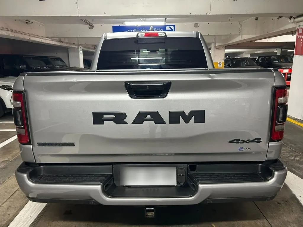 Ram 1500 Big Horn 4x4 3.6 Aut año 2024