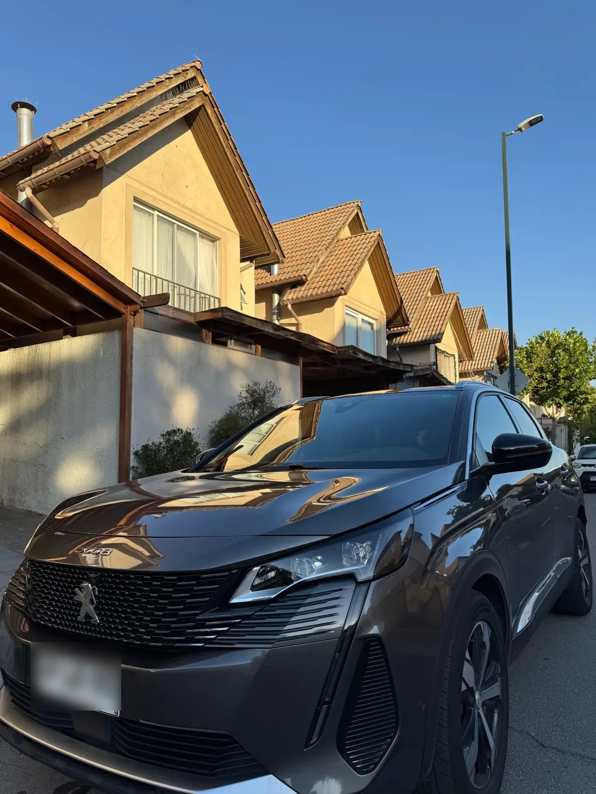 Peugeot 3008 1.6 Gt Puretech 180 At año 2023