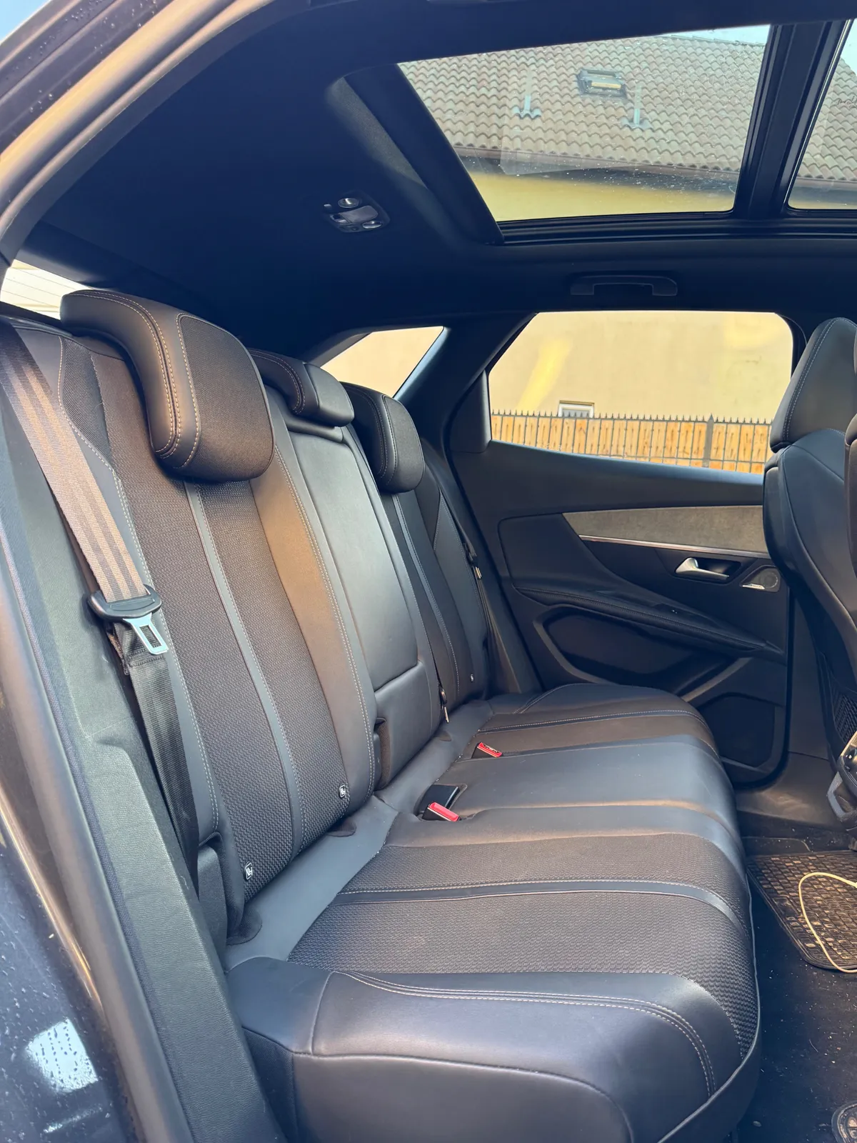 Peugeot 3008 1.6 Gt Puretech 180 At año 2023