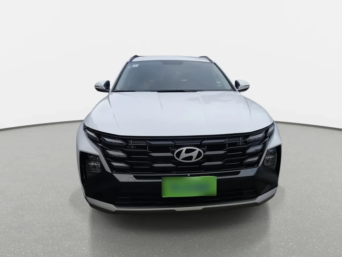 Hyundai Tucson 2.0 Nx4 Plus Fl Diesel 4wd At 5p año 2025
