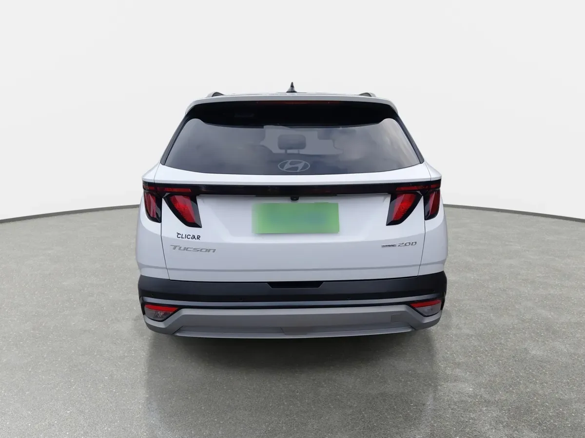 Hyundai Tucson 2.0 Nx4 Plus Fl Diesel 4wd At 5p año 2025