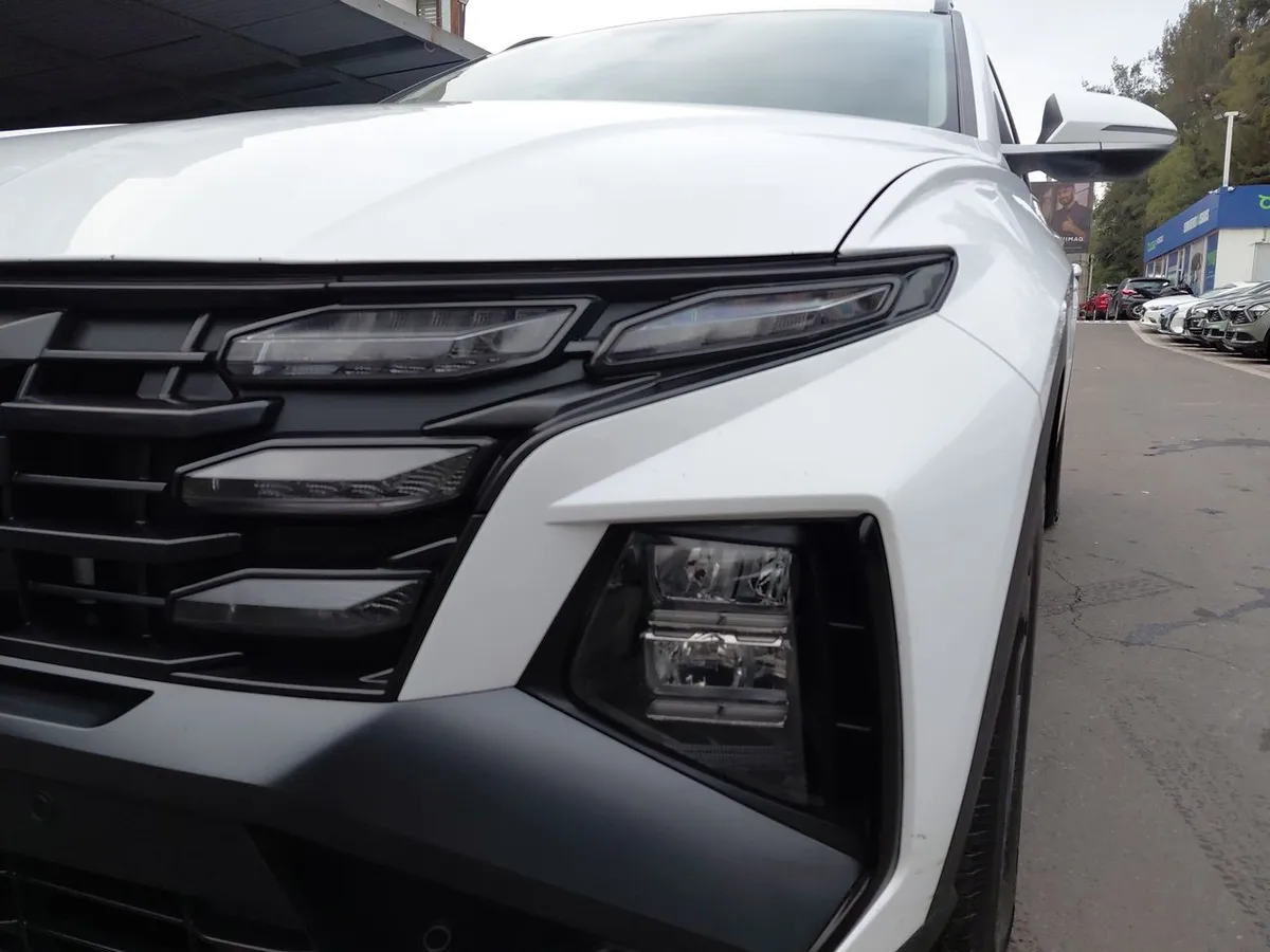 Hyundai Tucson 2.0 Nx4 Plus Fl Diesel 4wd At 5p año 2025