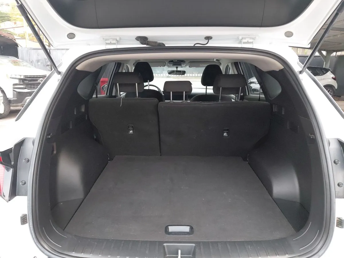 Hyundai Tucson 2.0 Nx4 Plus Fl Diesel 4wd At 5p año 2025