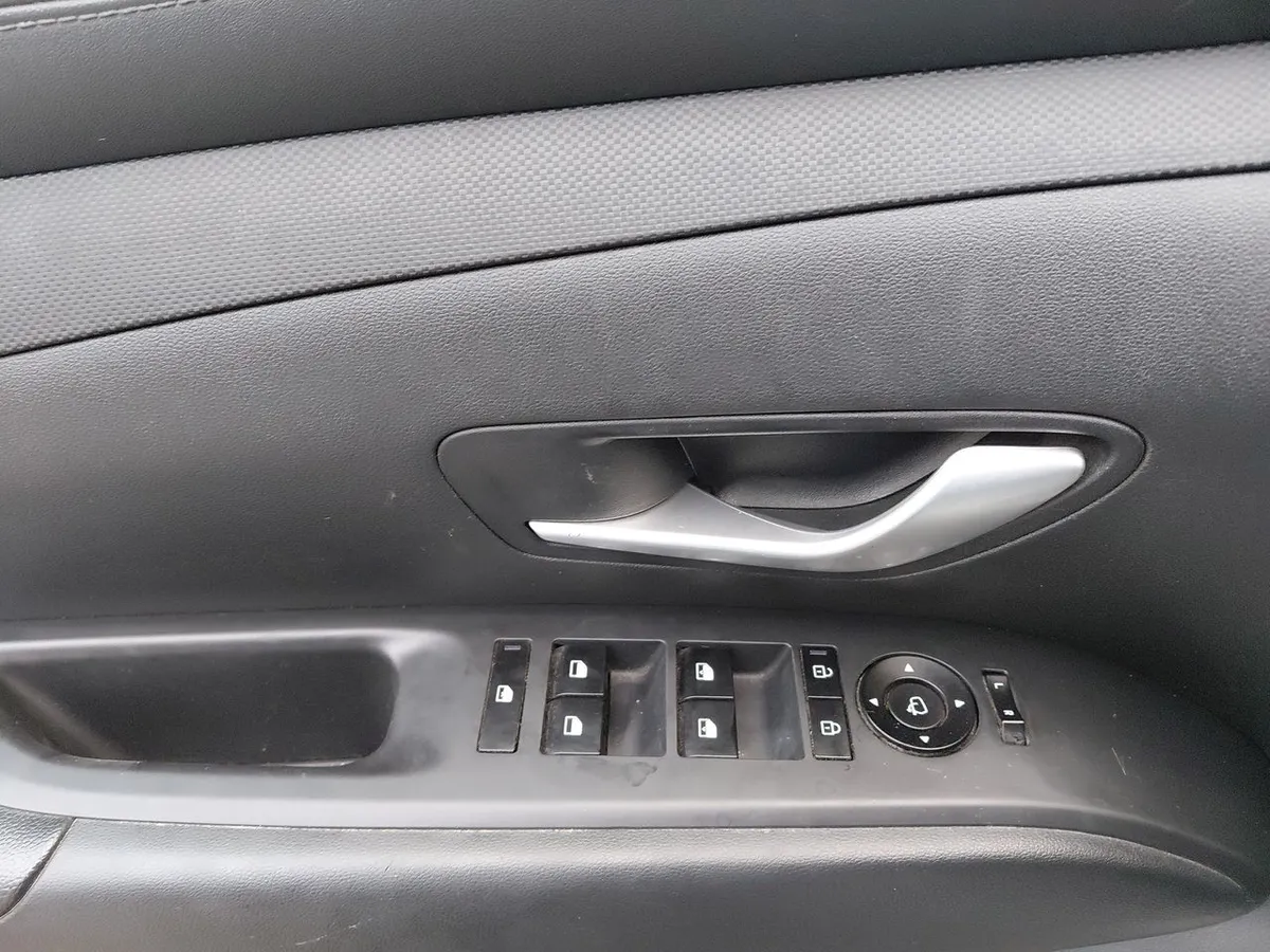 Hyundai Tucson 2.0 Nx4 Plus Fl Diesel 4wd At 5p año 2025