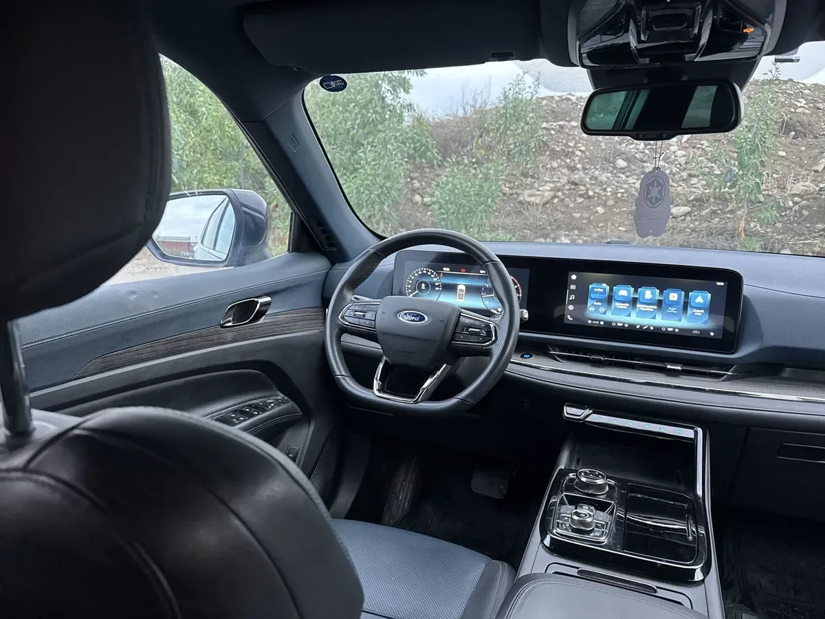Ford Territory 1.5 Titanium 4x2 At 5p año 2025