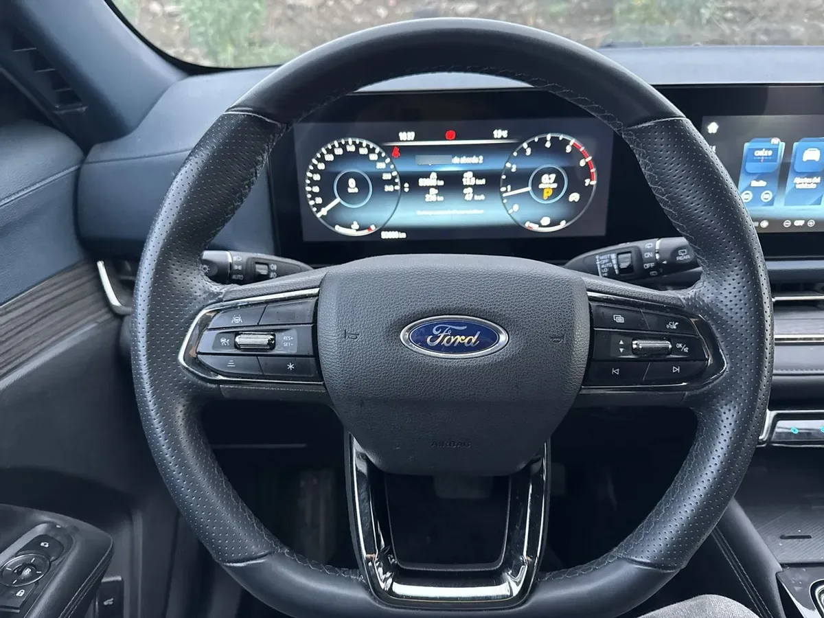 Ford Territory 1.5 Titanium 4x2 At 5p año 2025
