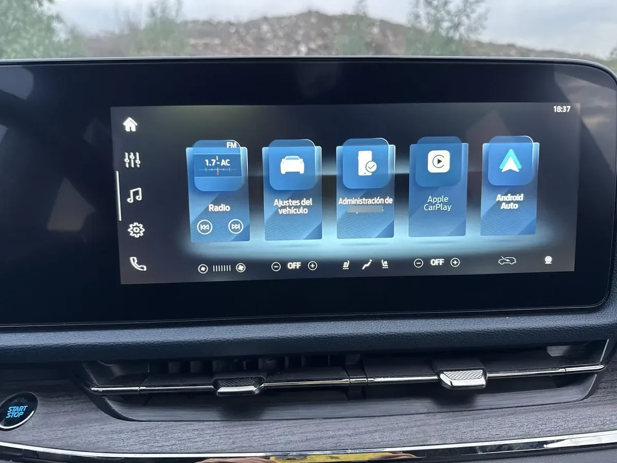 Ford Territory 1.5 Titanium 4x2 At 5p año 2025